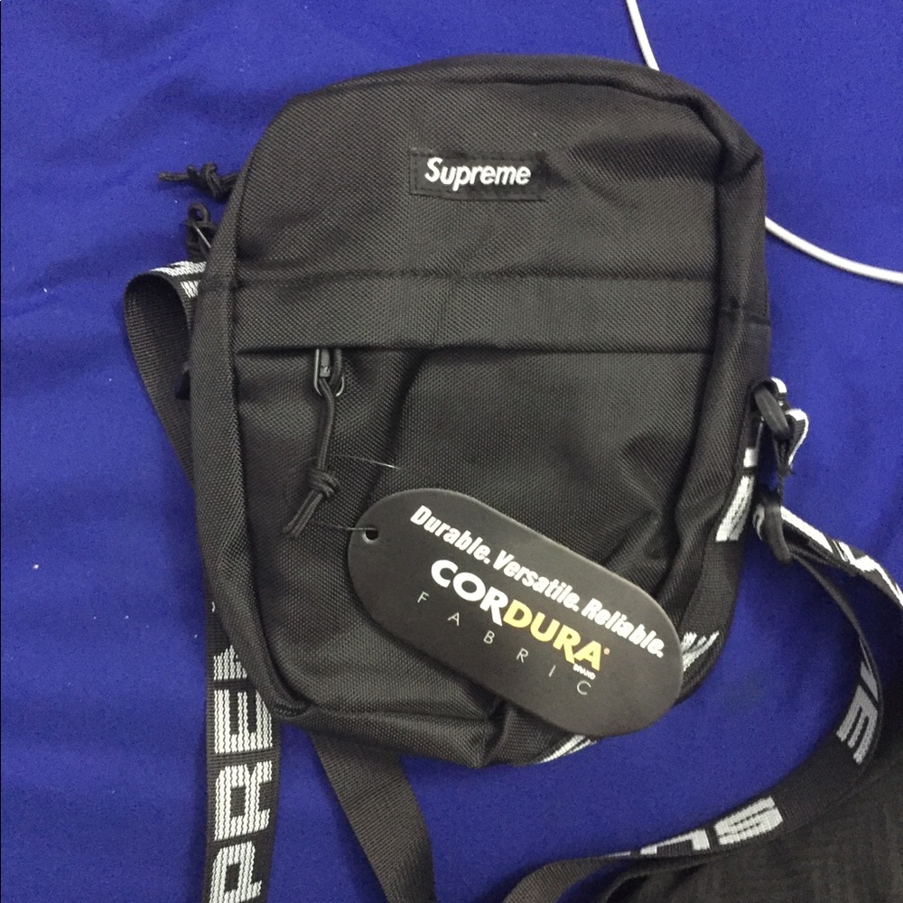 Supreme shoulder bag 18ss Black